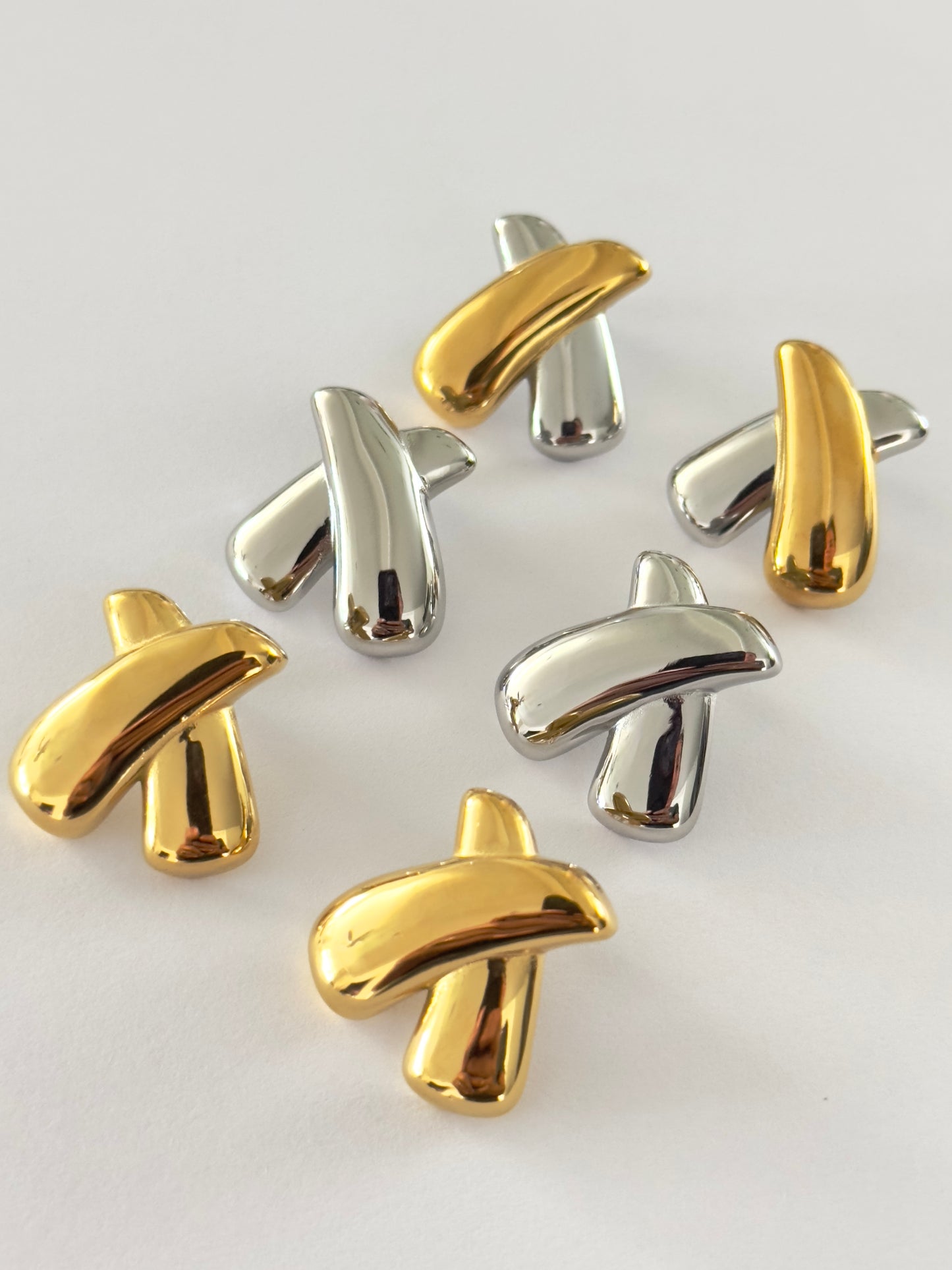 Xoe Earrings