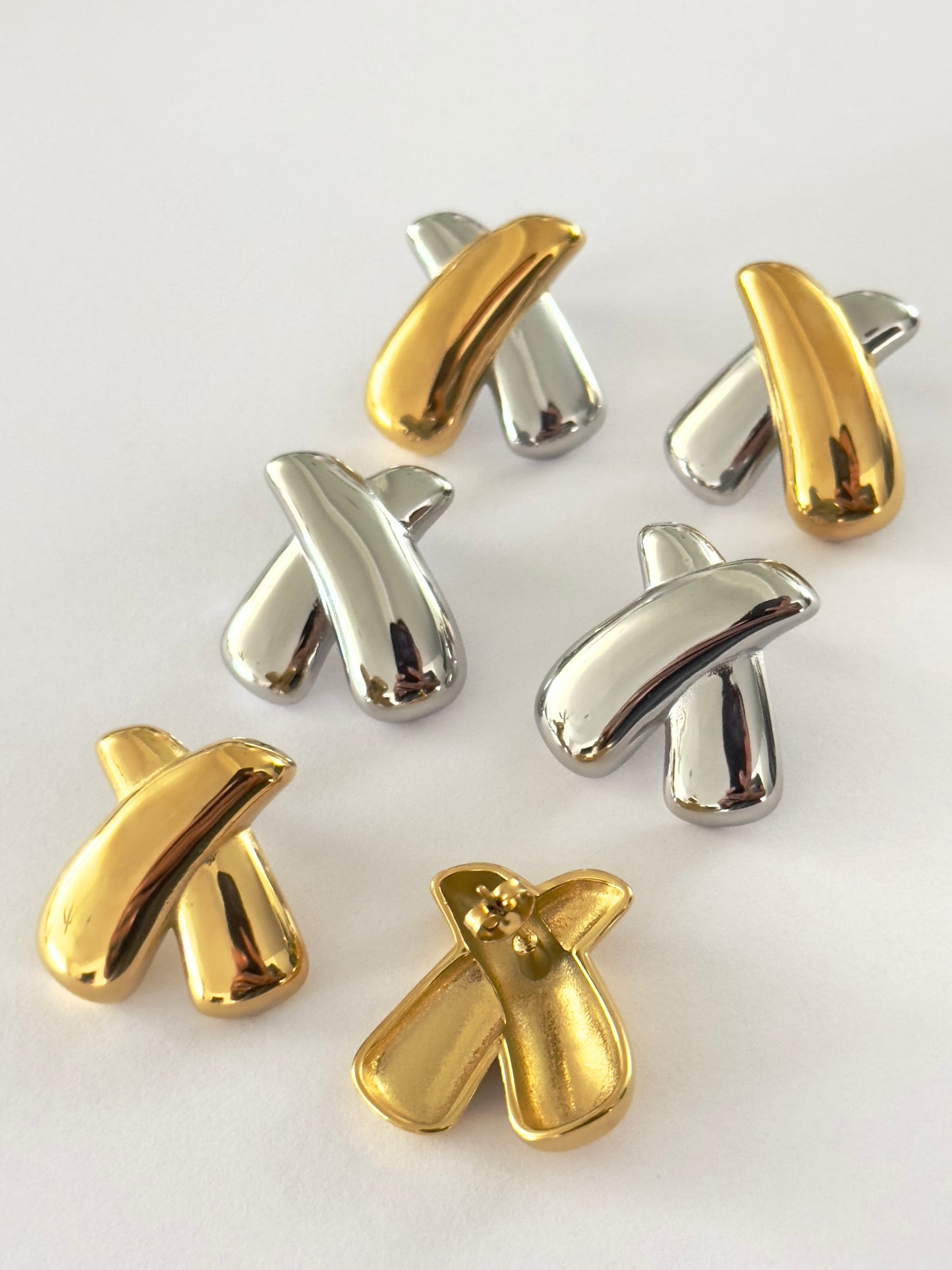 Xoe Earrings