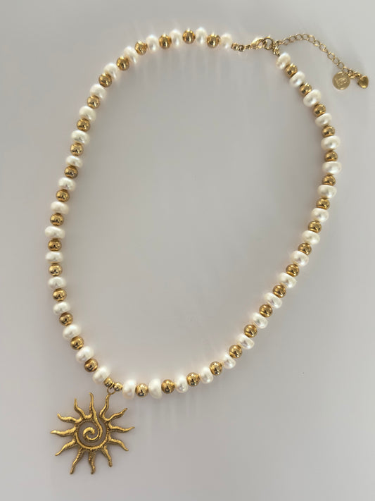 Sunny Freshwater Pearl Necklace
