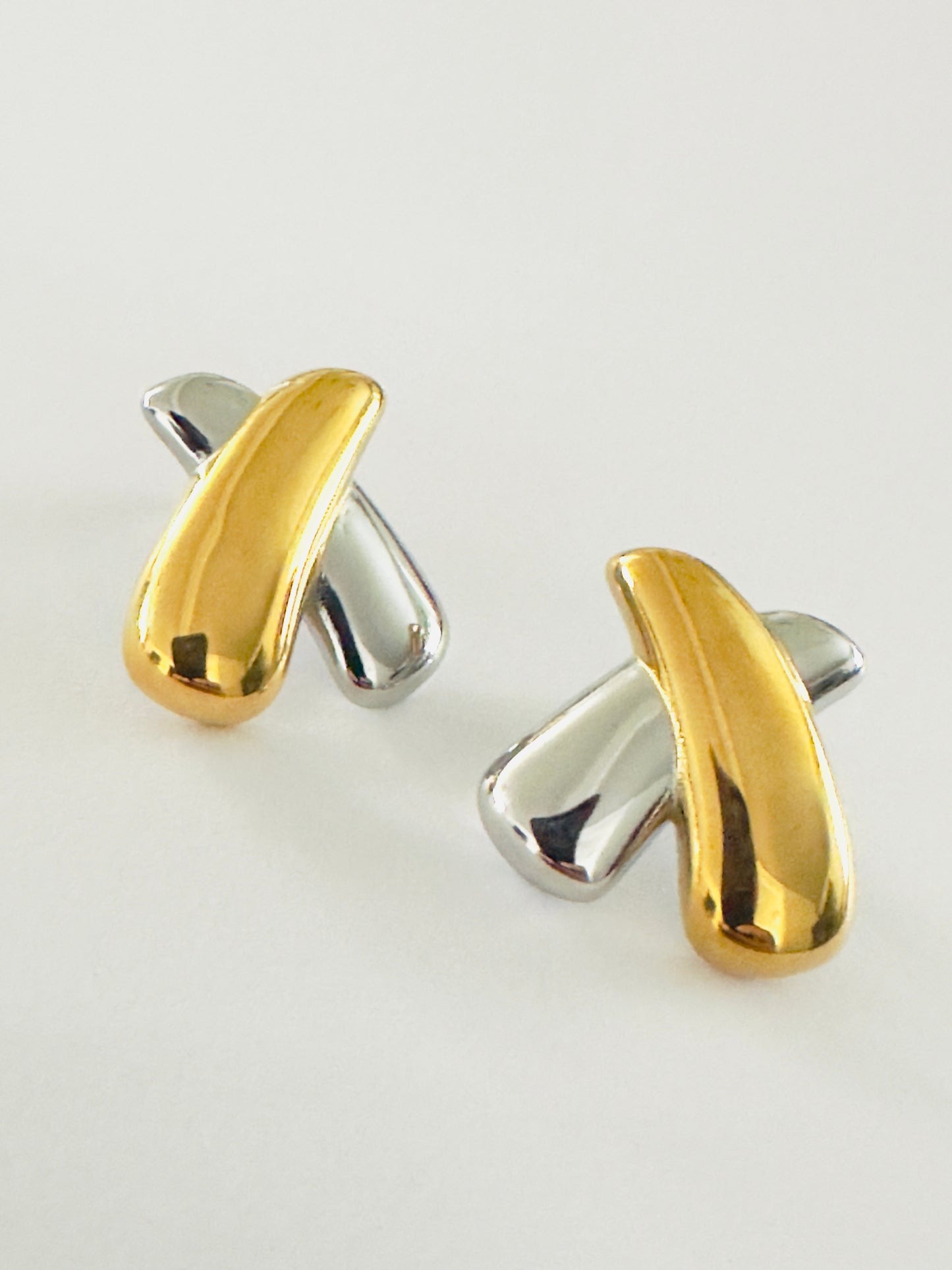 Xoe Earrings