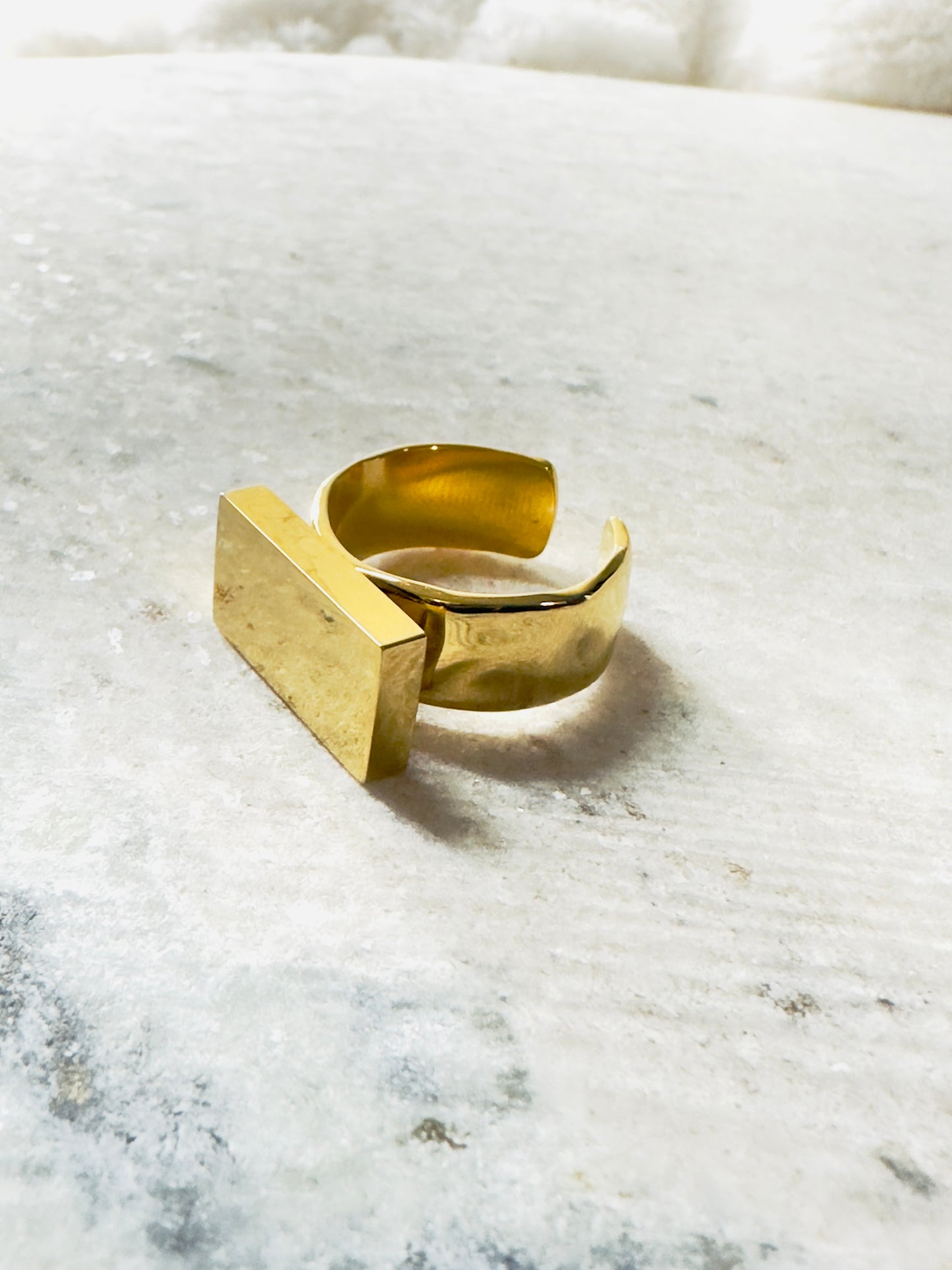 Chunky Geometric Ring