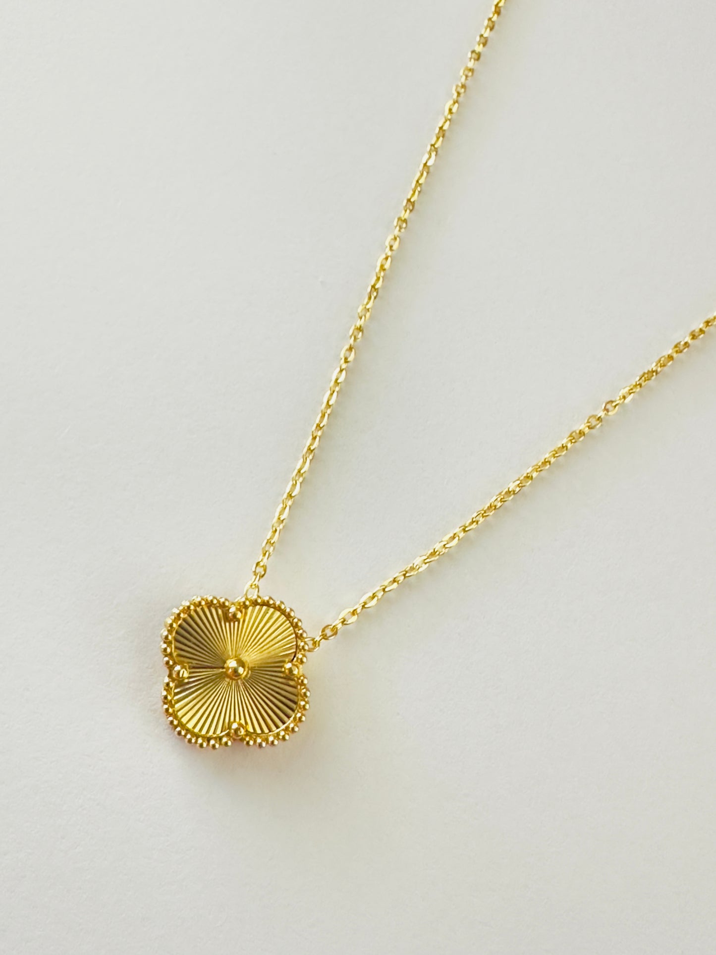 Single Clover Necklace