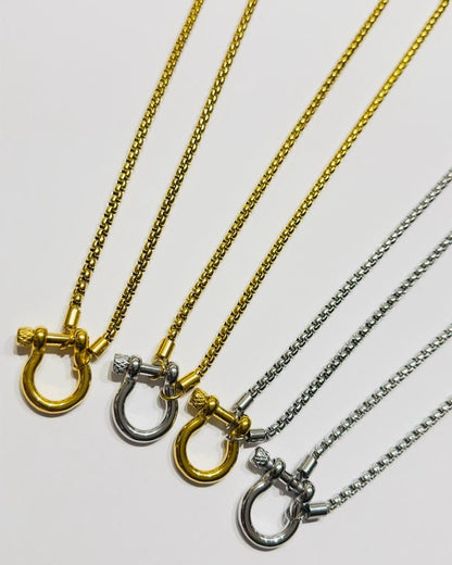 Horseshoe Mix Necklace